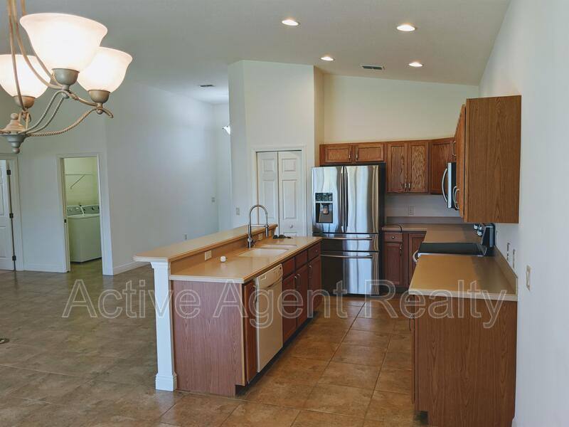 House for rent at 1882 W Angelica Loop, Lecanto, FL 34461