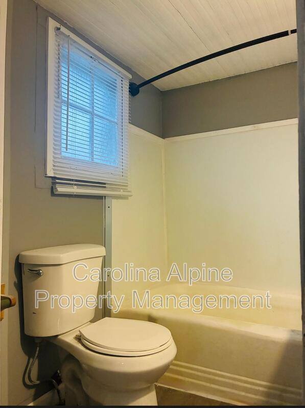 House for rent at 401 Gardner St, Shelby, NC 28150