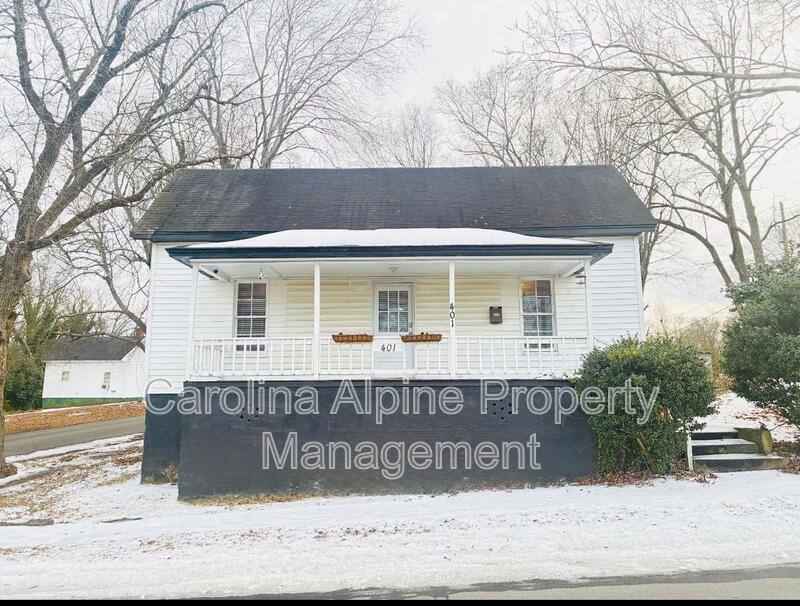 House for rent at 401 Gardner St, Shelby, NC 28150