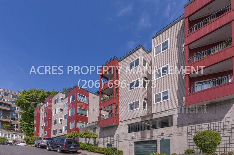 Condo for rent at 524 6th Ave W #309, Seattle, WA 98119