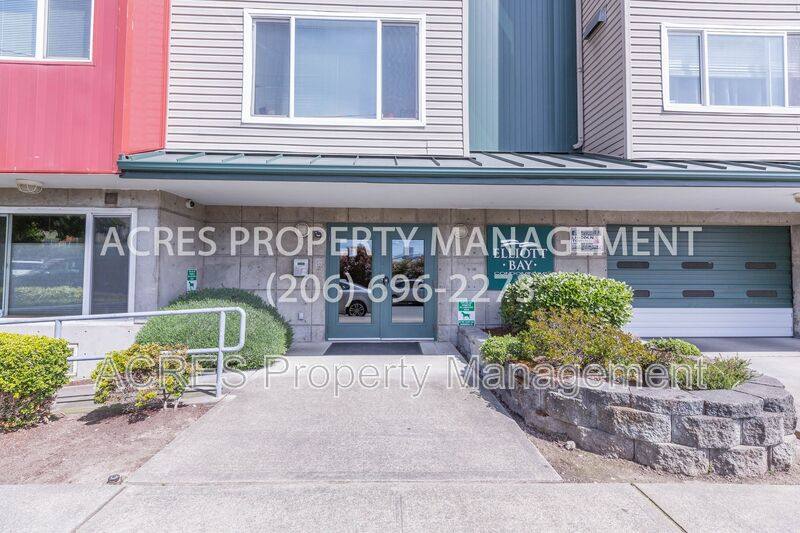 Condo for rent at 524 6th Ave W #309, Seattle, WA 98119