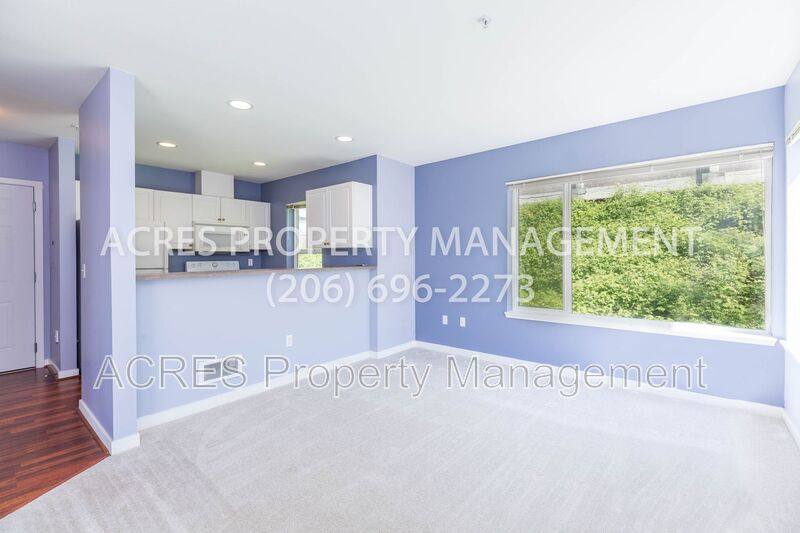 Condo for rent at 524 6th Ave W #309, Seattle, WA 98119