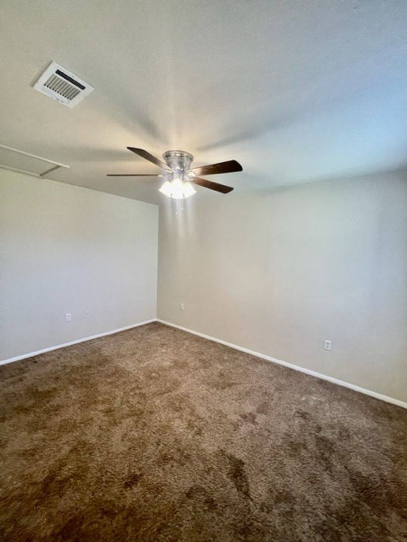 House for rent at 1500 Lake Shore Dr #207, Waco, TX 76708