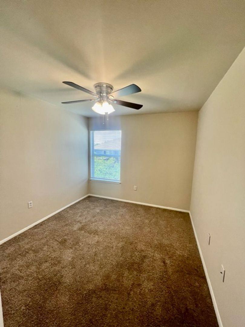 House for rent at 1500 Lake Shore Dr #207, Waco, TX 76708