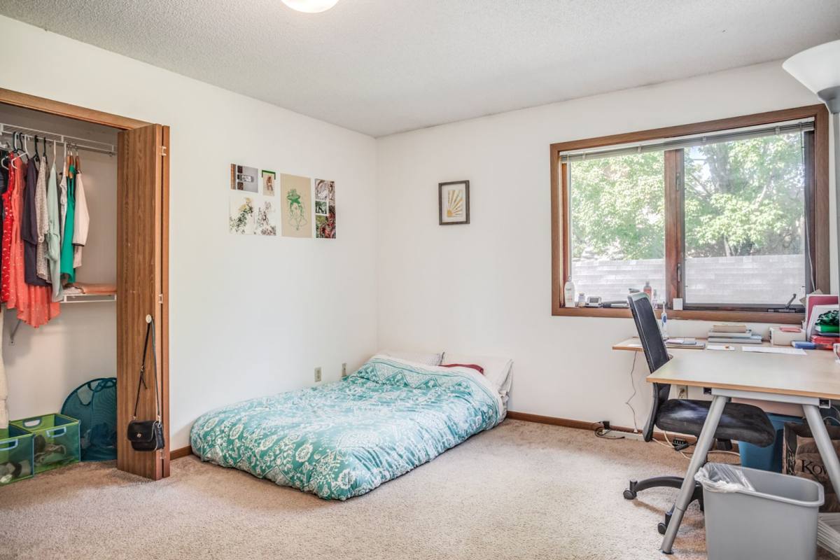 Apartment for rent at 646-650 Ontario St SE, Minneapolis, MN 55414