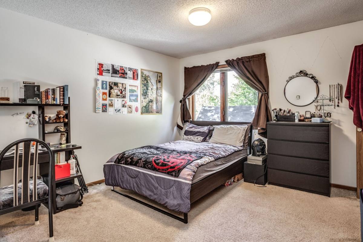 Apartment for rent at 646-650 Ontario St SE, Minneapolis, MN 55414
