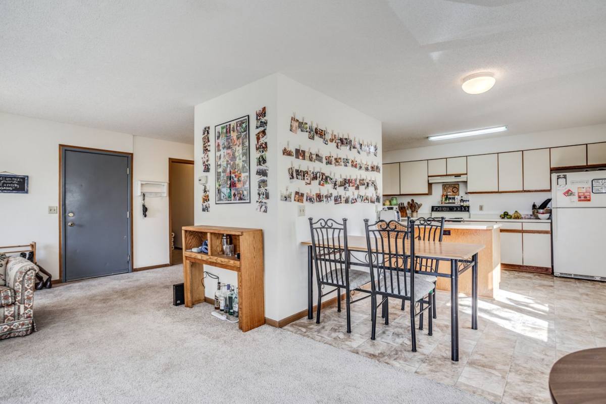 Apartment for rent at 646-650 Ontario St SE, Minneapolis, MN 55414