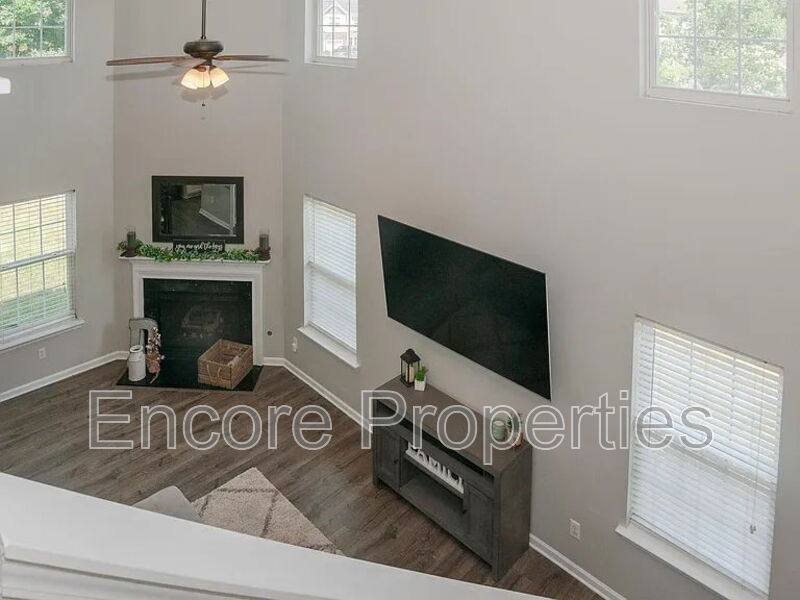 House for rent at 221 Danesway Dr, Holly Springs, NC 27540