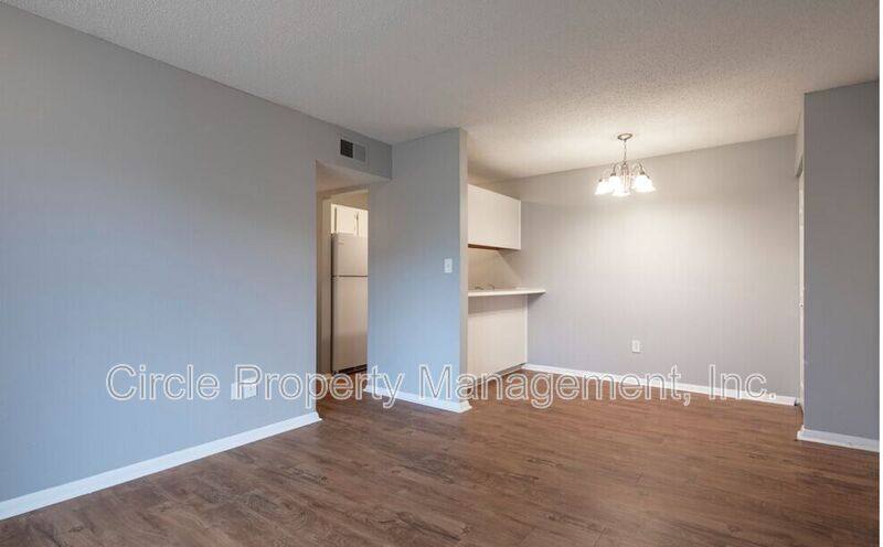 Apartment for rent at 4015 Hunters Ridge Dr SW #8, Huntsville, AL 35802