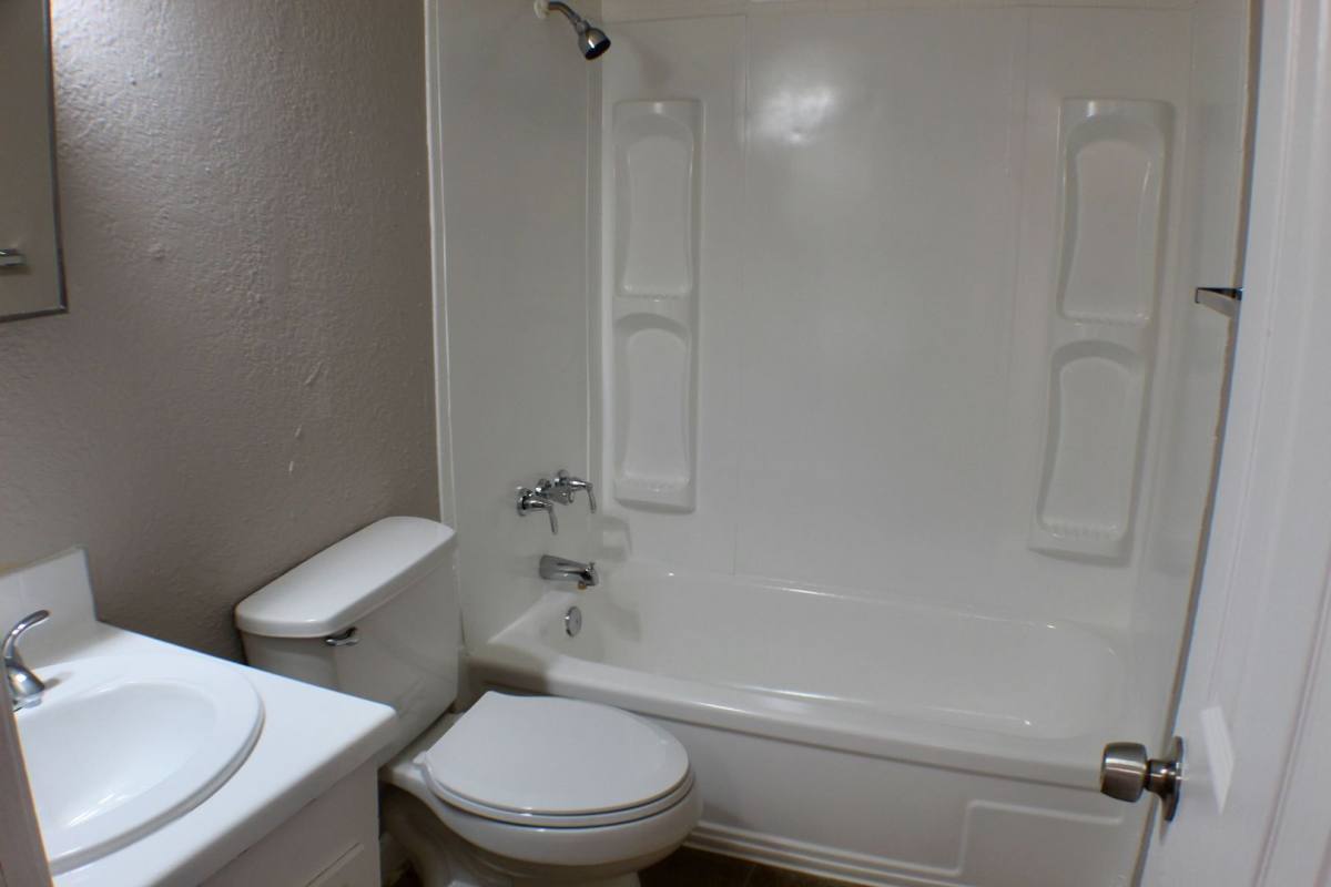 Apartment for rent at 1900 N 77th St, Kansas City, KS 66112