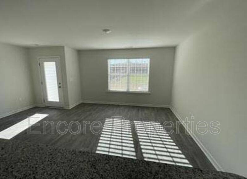 Townhouse for rent at 18 March Creek Dr, Fuquay Varina, NC 27526