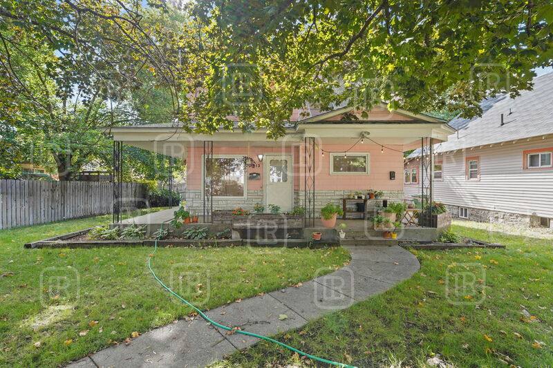 Apartment for rent at 1813 W Mission Ave #2, Spokane, WA 99201