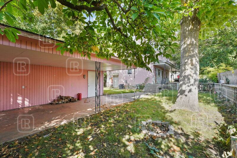 Apartment for rent at 1813 W Mission Ave #2, Spokane, WA 99201