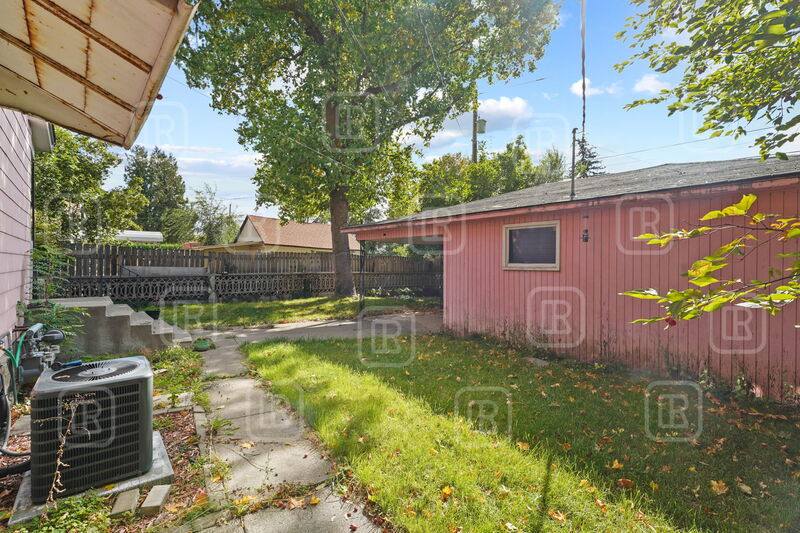 Apartment for rent at 1813 W Mission Ave #2, Spokane, WA 99201