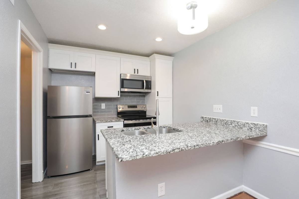 Townhouse for rent at 2100 Wilcrest Dr #127, Houston, TX 77042