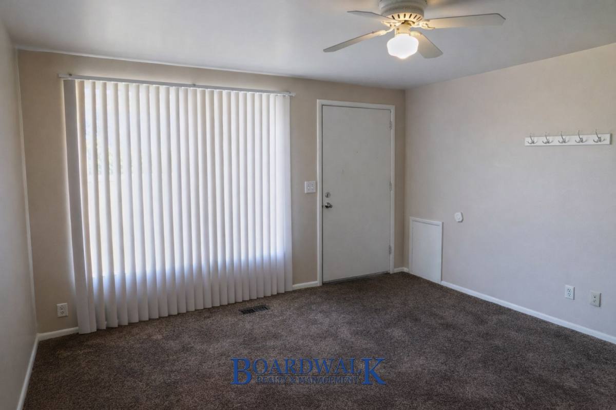 Apartment for rent at 1016 E 3825 S, Salt Lake City, UT 84106