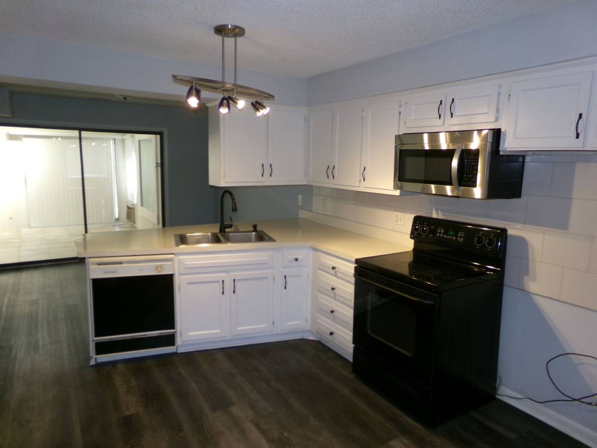 House for rent at 218 Lamplighter Circle, Winston Salem, NC 27104
