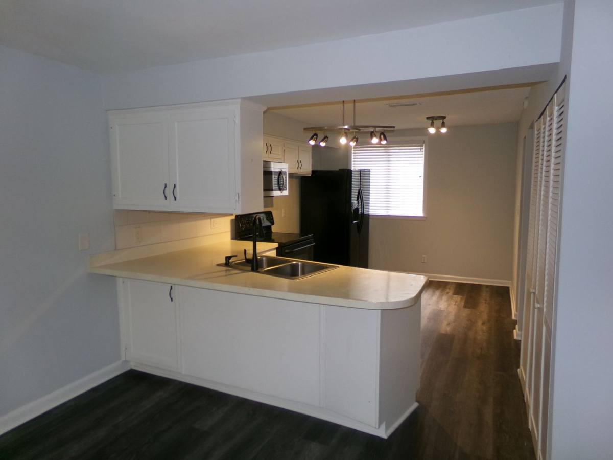 House for rent at 218 Lamplighter Circle, Winston Salem, NC 27104