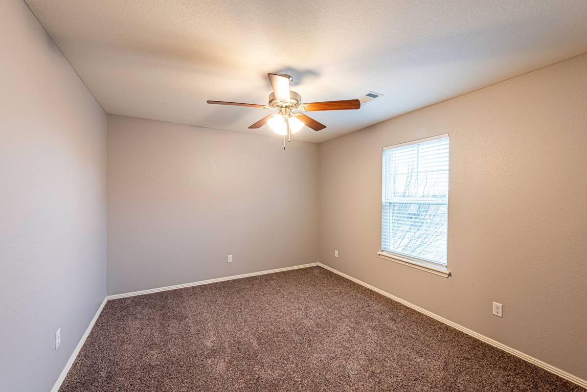 House for rent at 1374 N Corsica Dr, Fayetteville, AR 72704