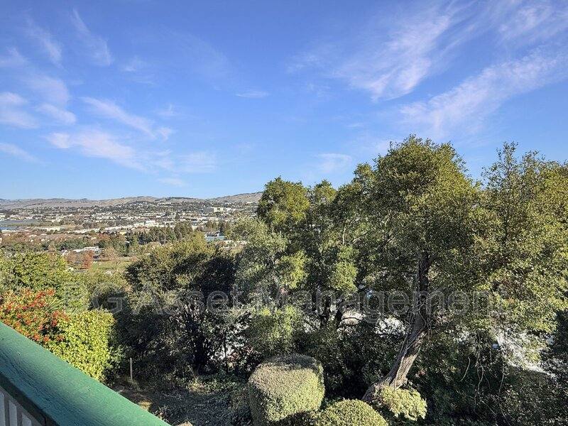 Apartment for rent at 50 Frey Place #5, Vallejo, CA 94590