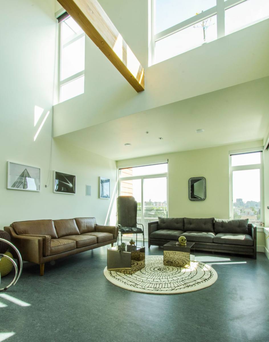 Apartment for rent at 422 Summit Ave E, Seattle, WA 98102