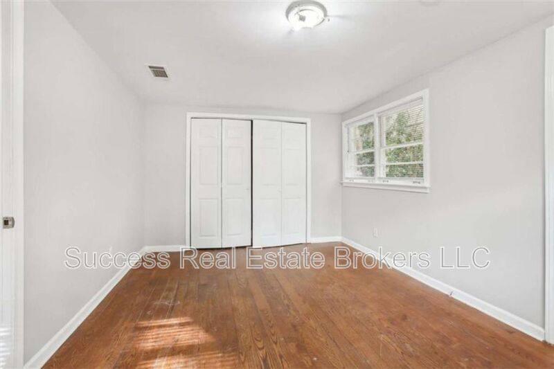 House for rent at 1840 Camellia Dr, Decatur, GA 30032