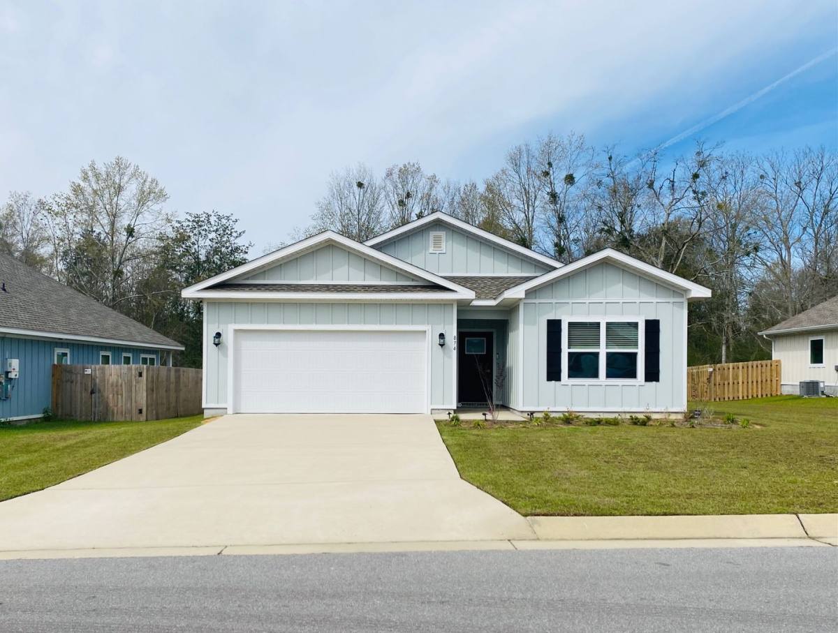 House for rent at 874 Windhill Dr, Cantonment, FL 32533