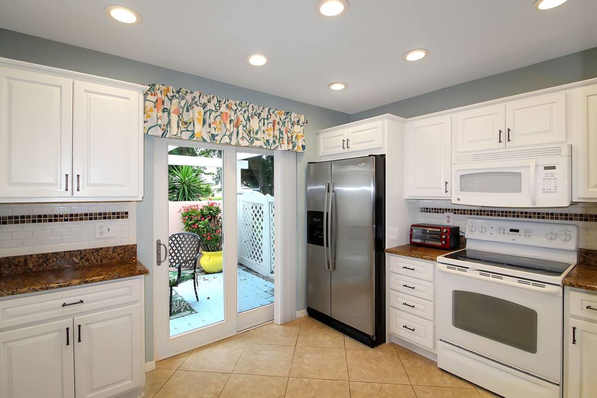 Apartment for rent at 340 Cerromar Way N, Venice, FL 34293