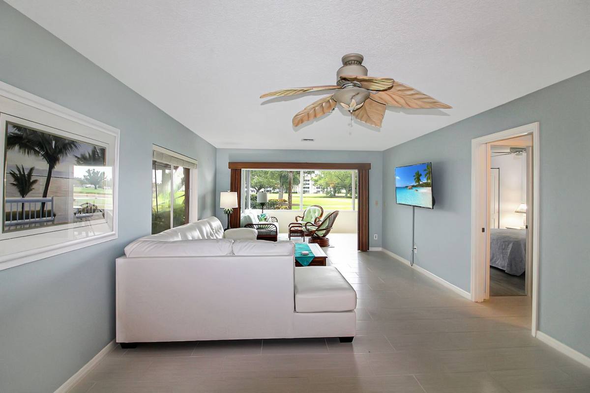 Apartment for rent at 340 Cerromar Way N, Venice, FL 34293