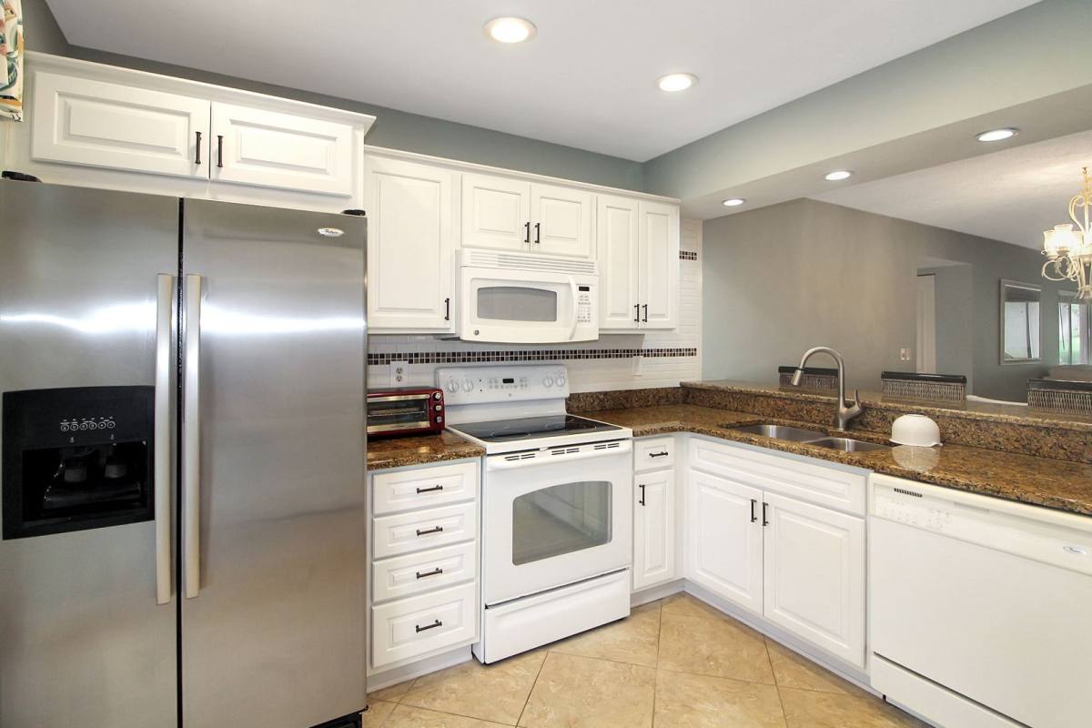 Apartment for rent at 340 Cerromar Way N, Venice, FL 34293