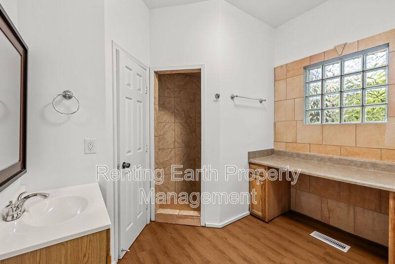 House for rent at 609 34th St S, Birmingham, AL 35222