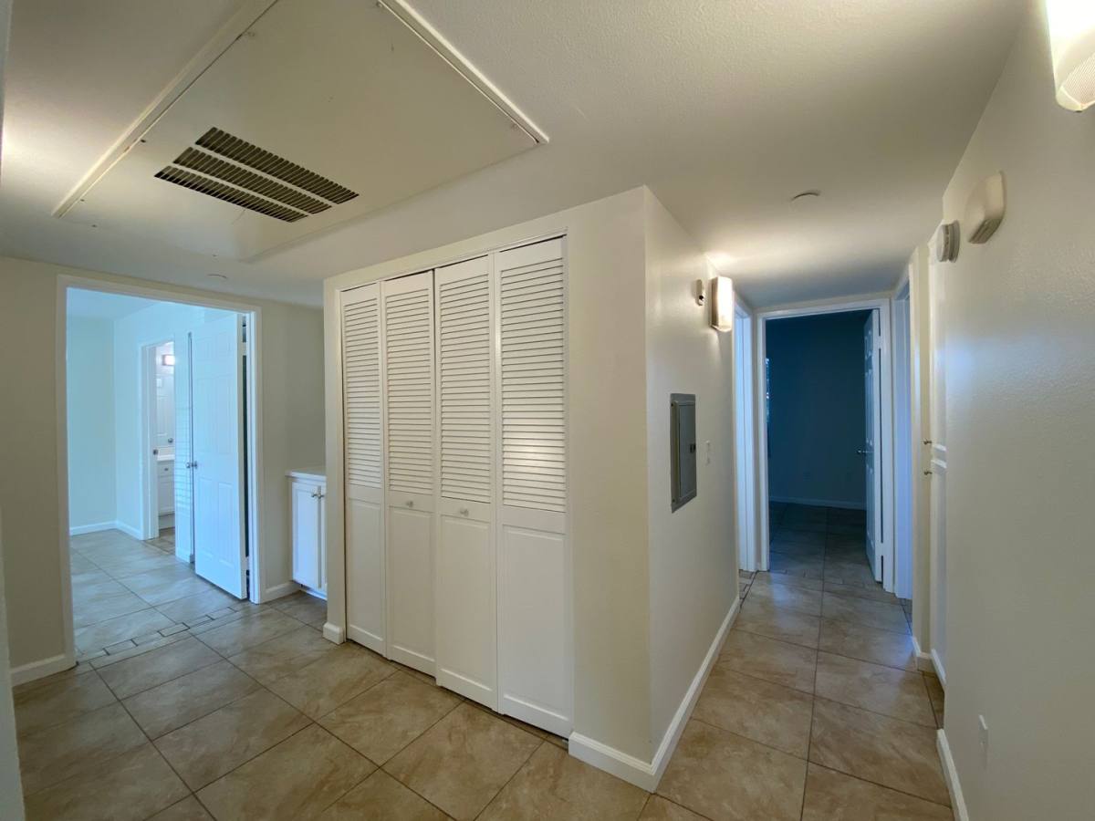 Apartment for rent at 5410 - 5430 Sunny Creek Rd, Carlsbad, CA 92010
