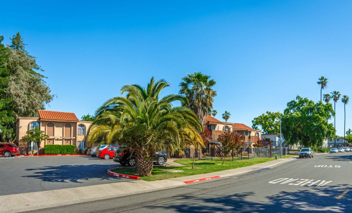 Apartment for rent at 10515 Mills Tower Dr, Rancho Cordova, CA 95670