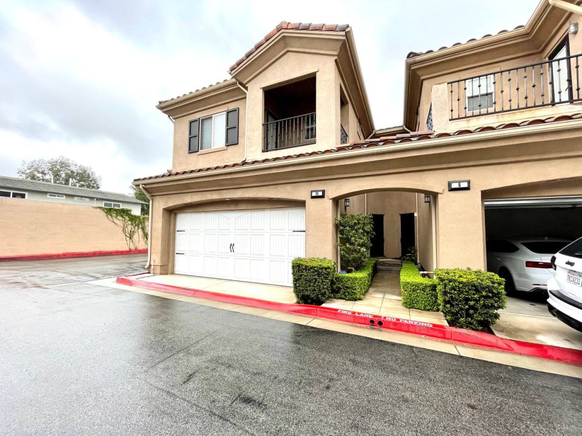 Condo for rent at 20402 Santa Ana Ave, Newport Beach, CA 92660