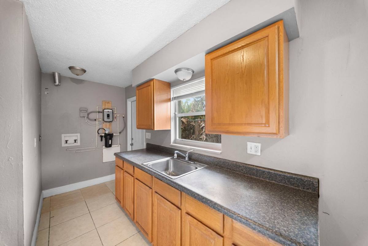 Apartment for rent at 5458-5460 5th Ave, Fort Myers, FL 33907