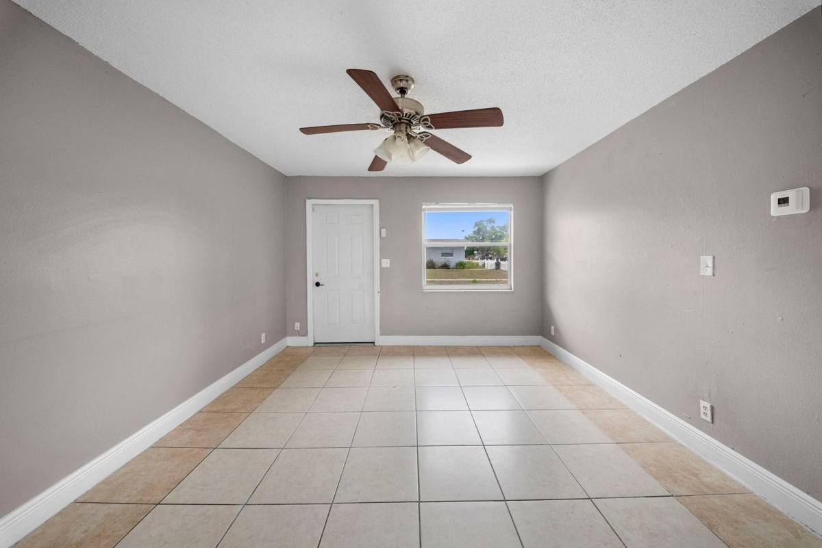 Apartment for rent at 5458-5460 5th Ave, Fort Myers, FL 33907