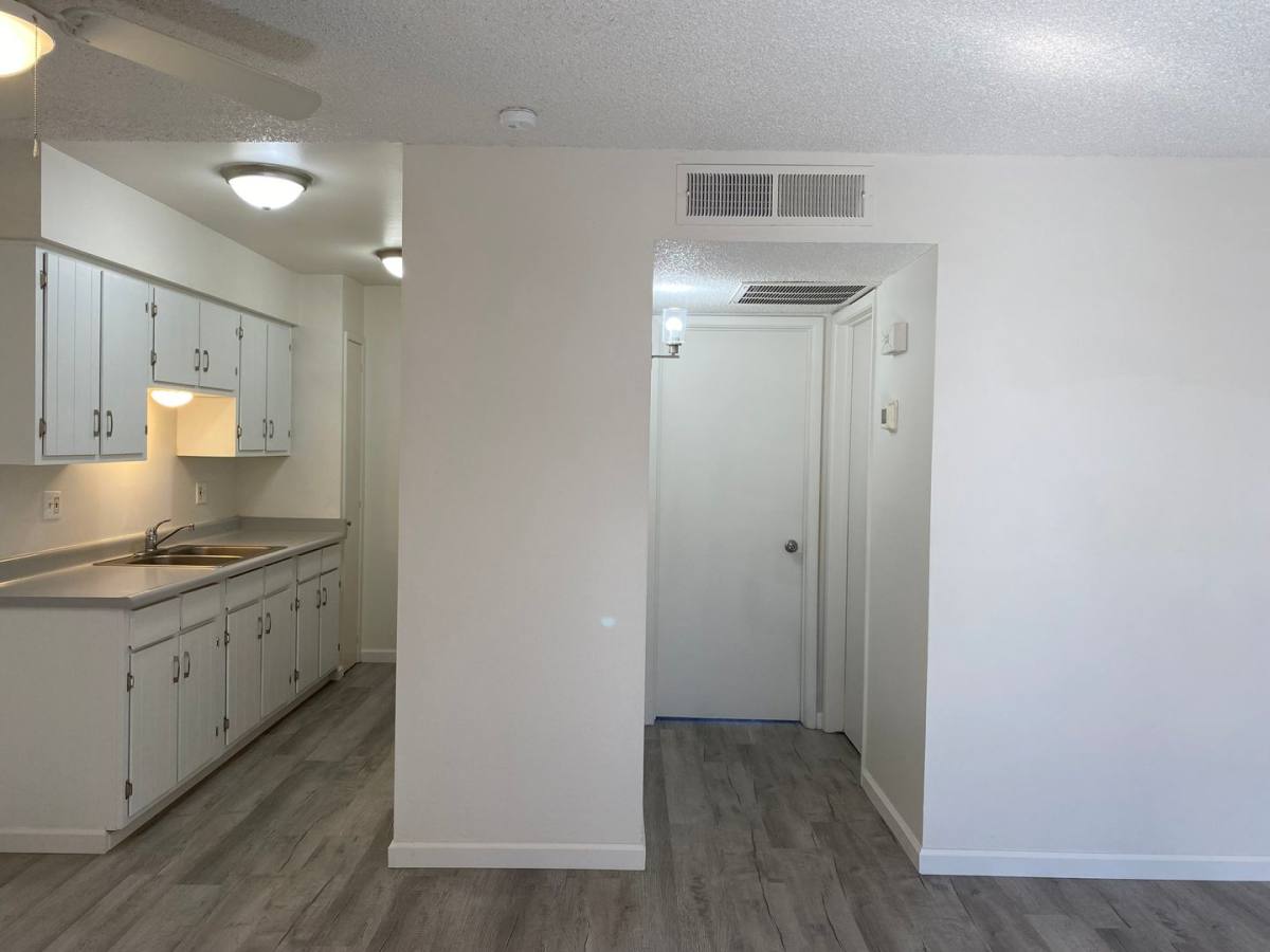Apartment for rent at 2021 Commander Dr, Lake Havasu City, AZ 86403