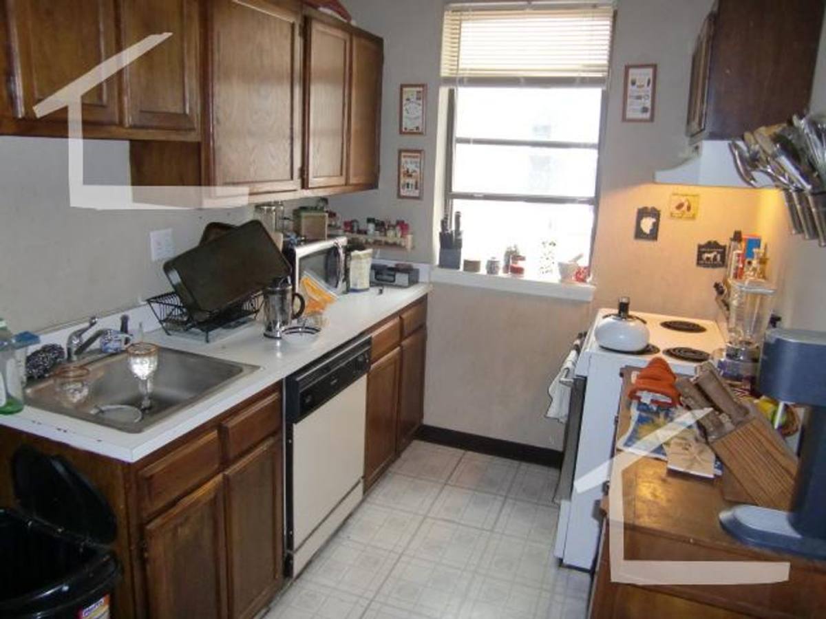 Apartment for rent at 320 Summit Ave #9, Brighton, MA 02135