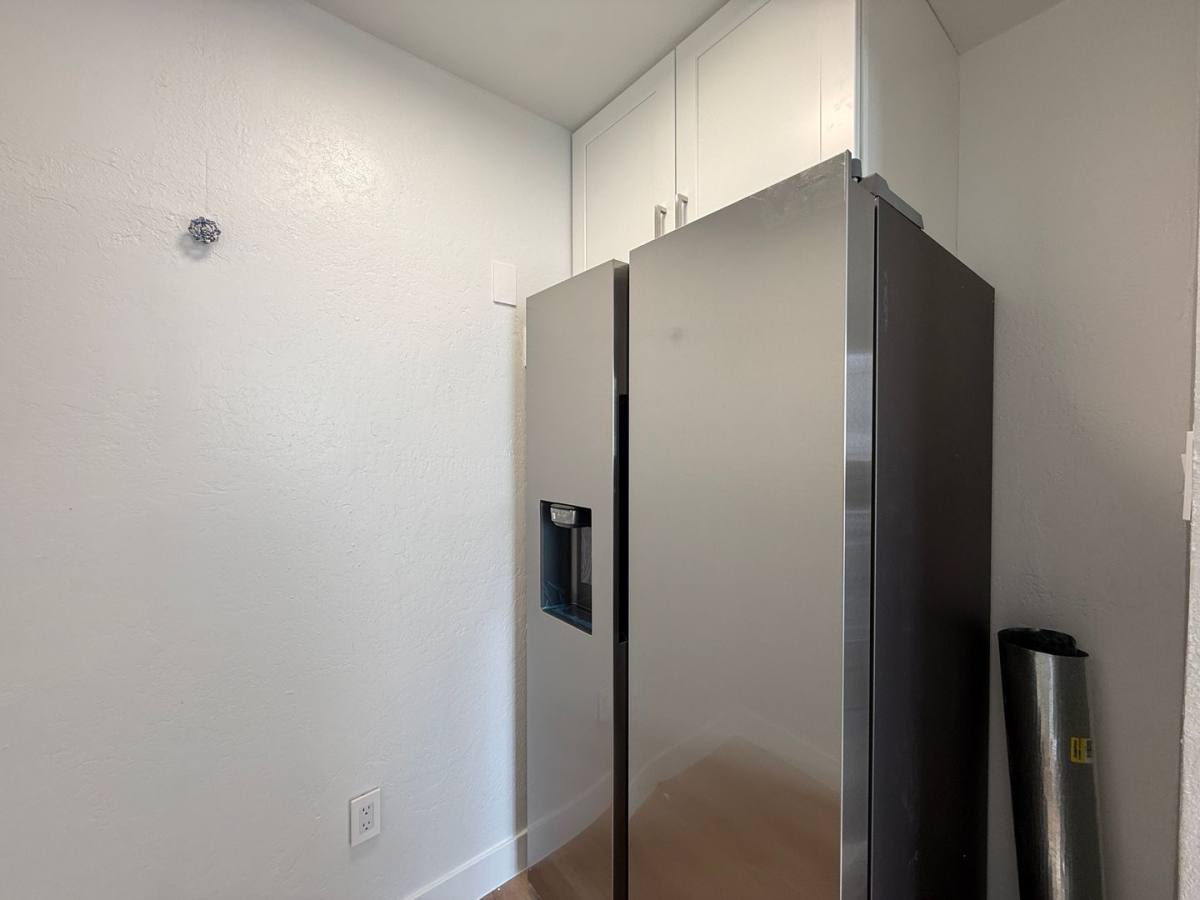 House for rent at 711 E Ave, Lancaster, CA 93535