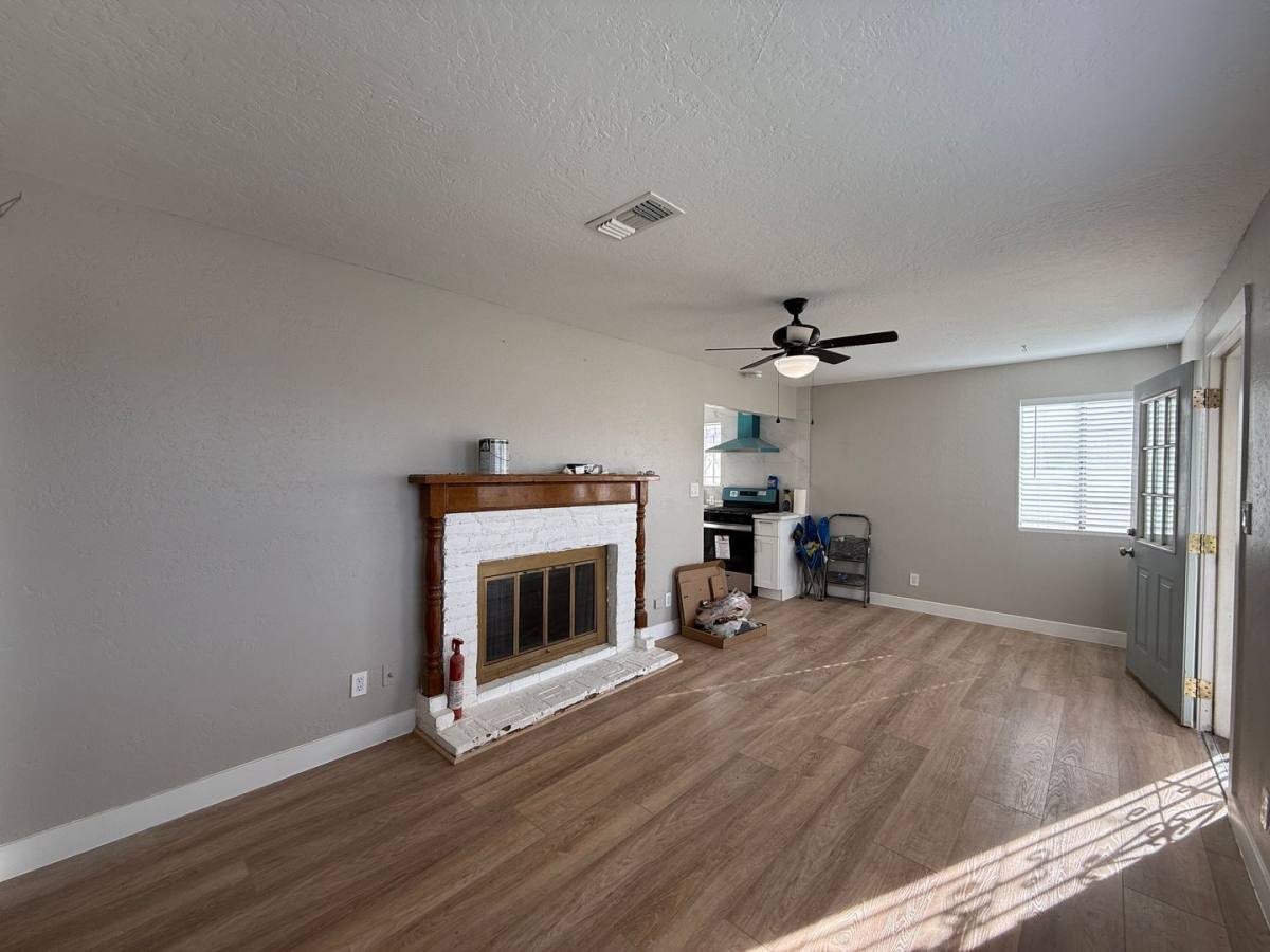 House for rent at 711 E Ave, Lancaster, CA 93535