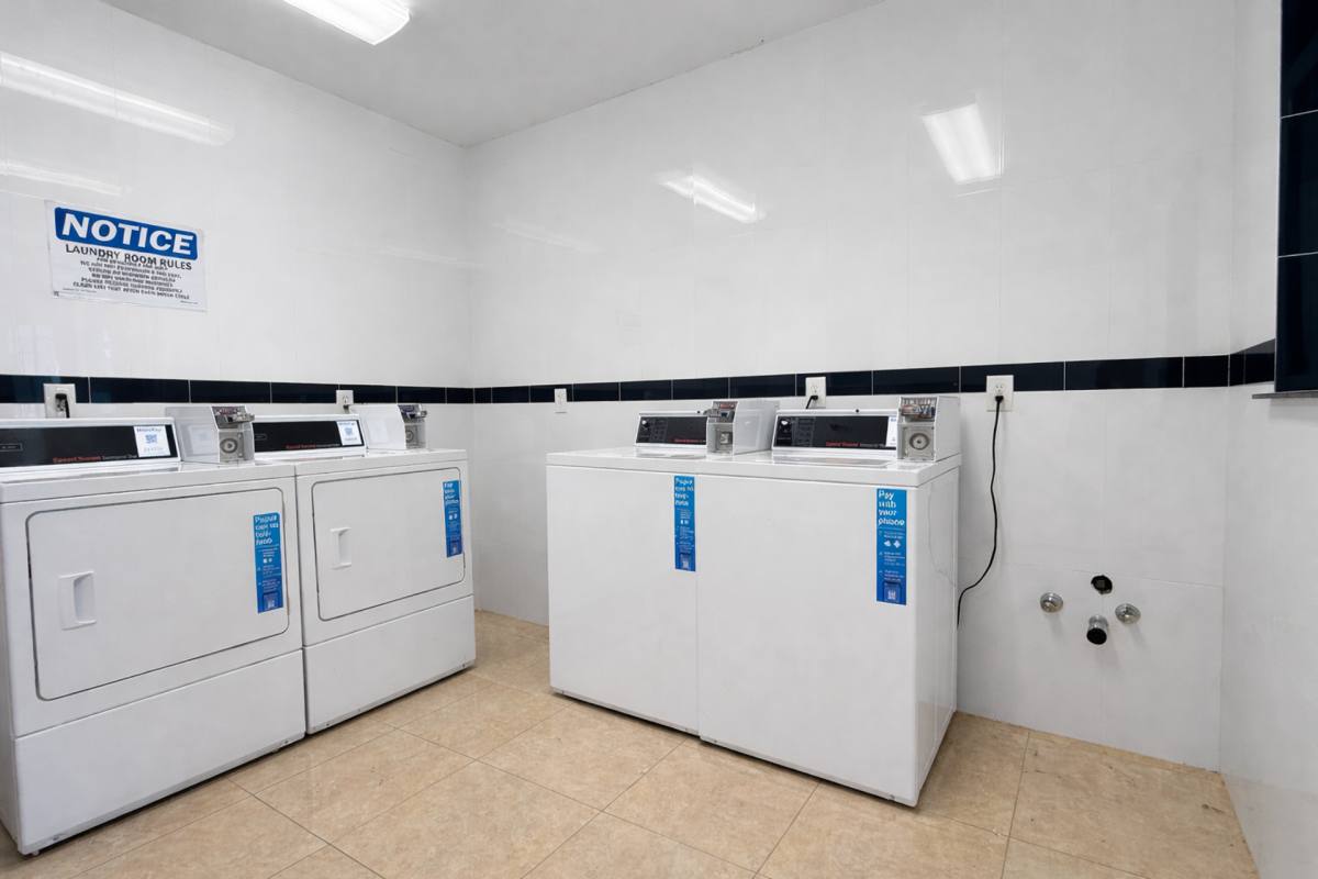 Apartment for rent at 626 N Kingsley Dr, Los Angeles, CA 90004