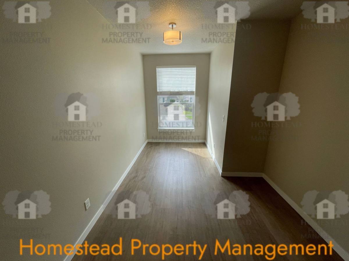 Apartment for rent at 283 Knox St N, Monmouth, OR 97361
