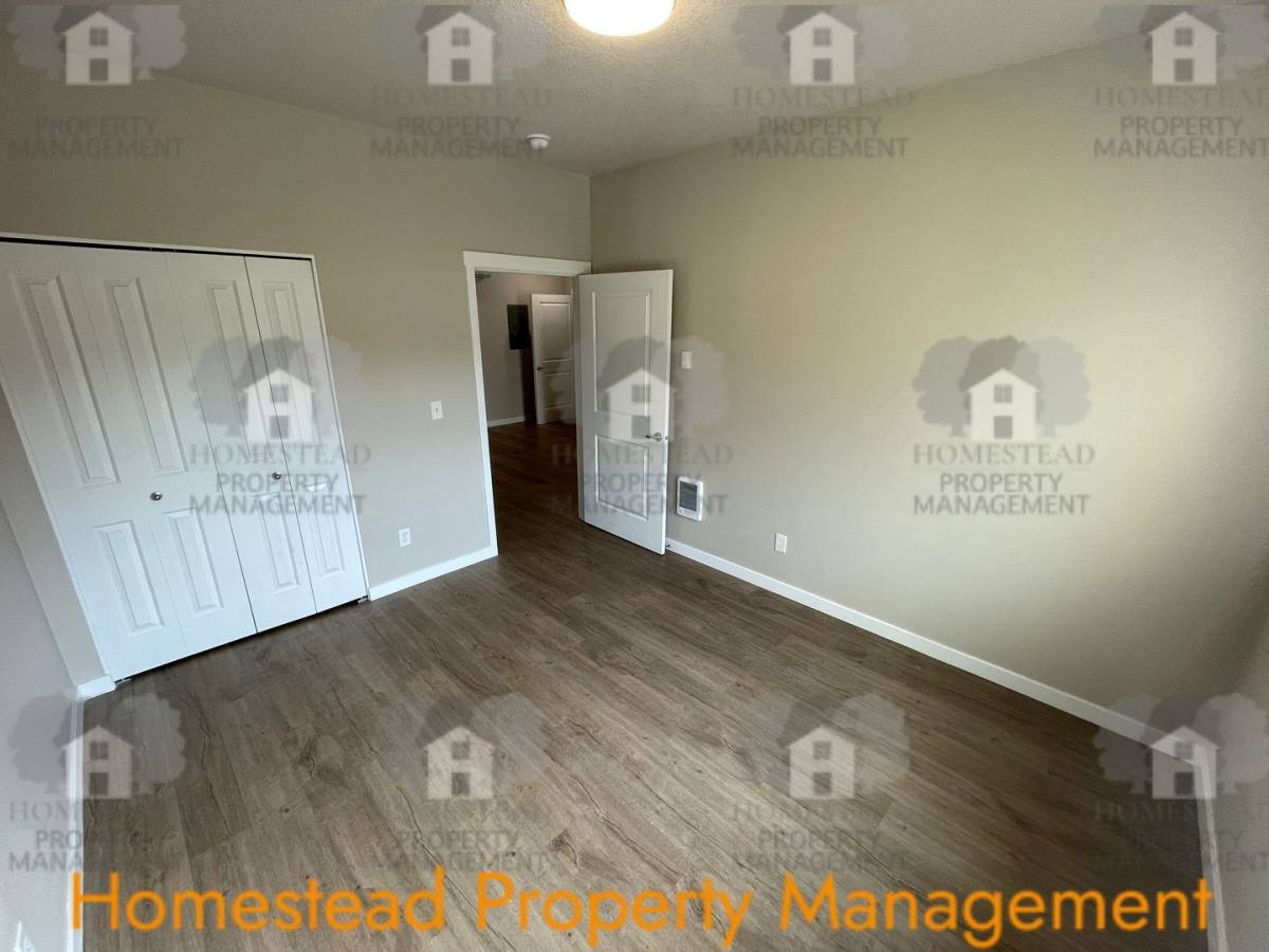 Apartment for rent at 283 Knox St N, Monmouth, OR 97361