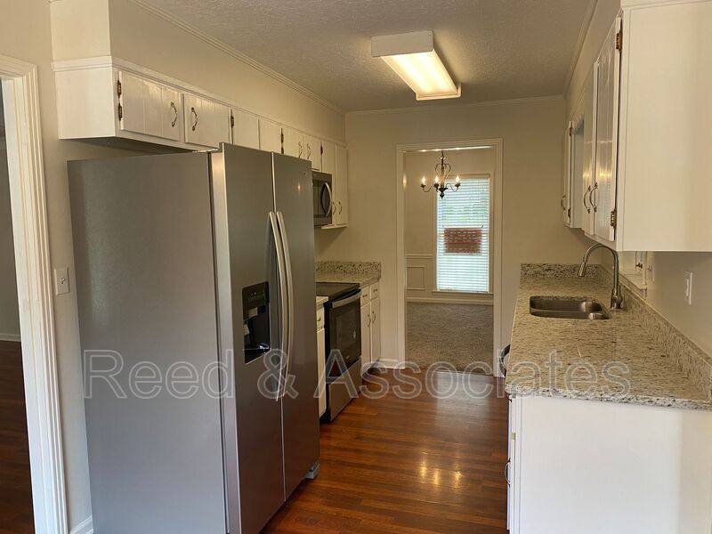 Townhouse for rent at 8403 Pine Valley Lane, Germantown, TN 38139
