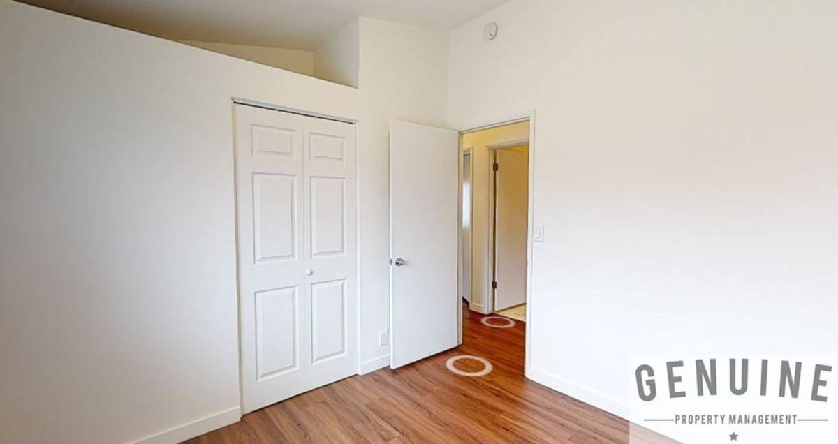 House for rent at 1008 England St, Huntington Beach, CA 92648