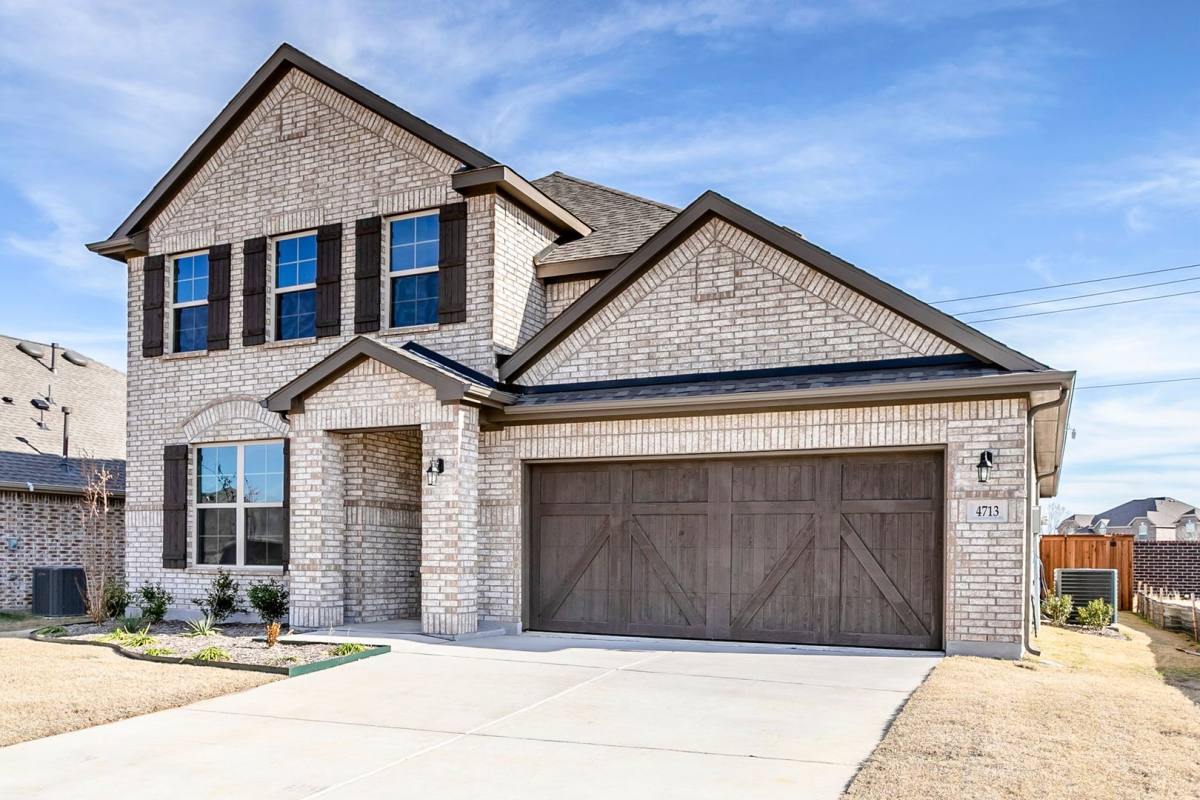 House for rent at 4713 London Ave, Aubrey, TX 76227