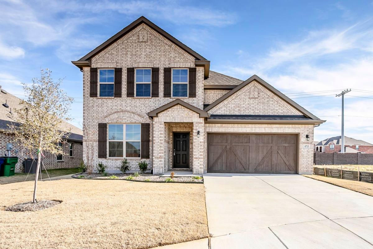 House for rent at 4713 London Ave, Aubrey, TX 76227