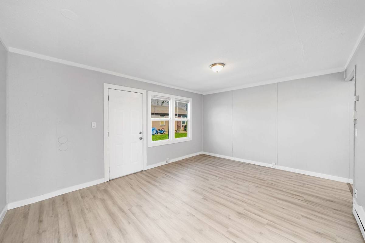 Apartment for rent at 123 SE 97th Ave, Portland, OR 97216