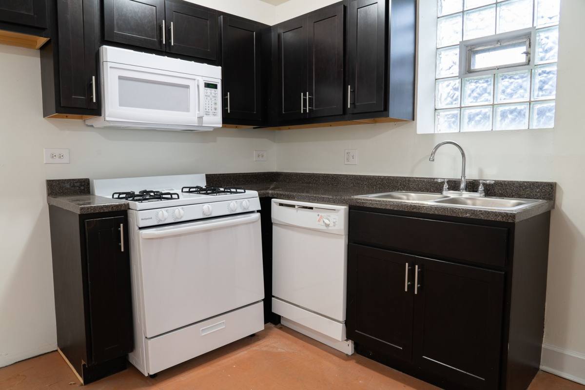 Apartment for rent at 4510 N Hazel St, Chicago, IL 60640