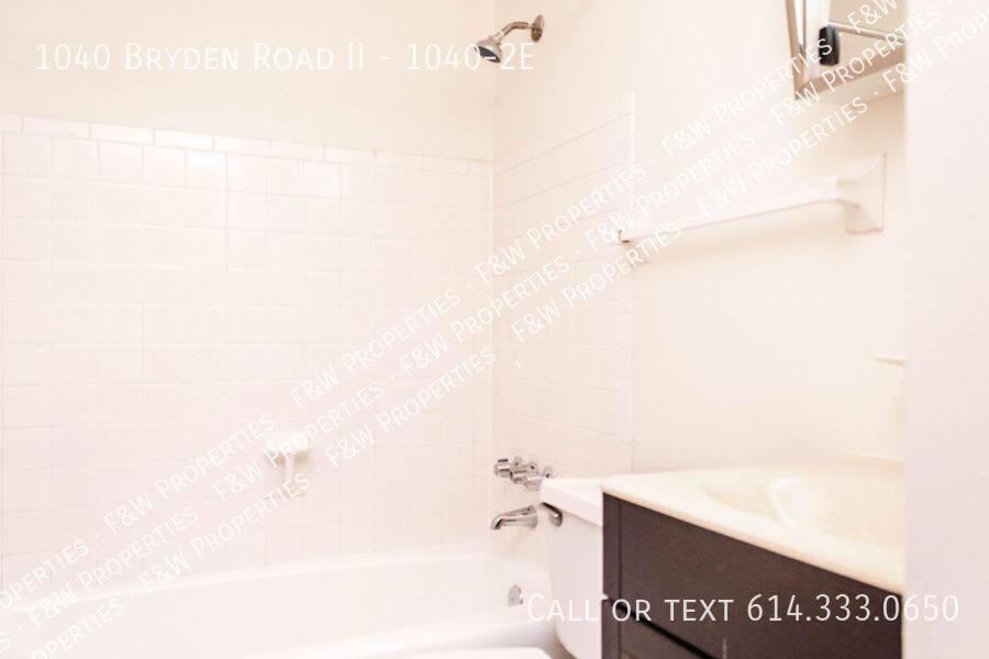 Apartment for rent at 1040 Bryden Rd II #2E, Columbus, OH 43205